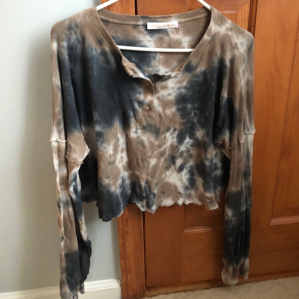 Cropped Tie Dye Longsleeve Tee